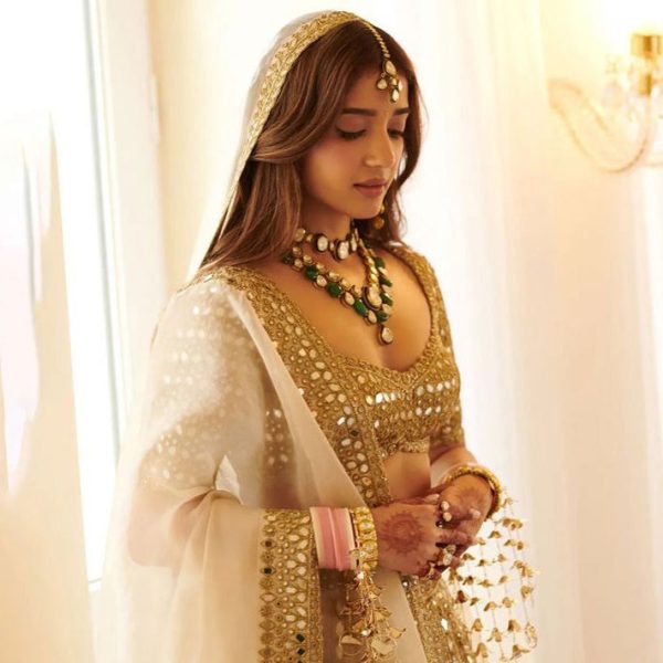 Arpita s Wedding Look Hot on Sale